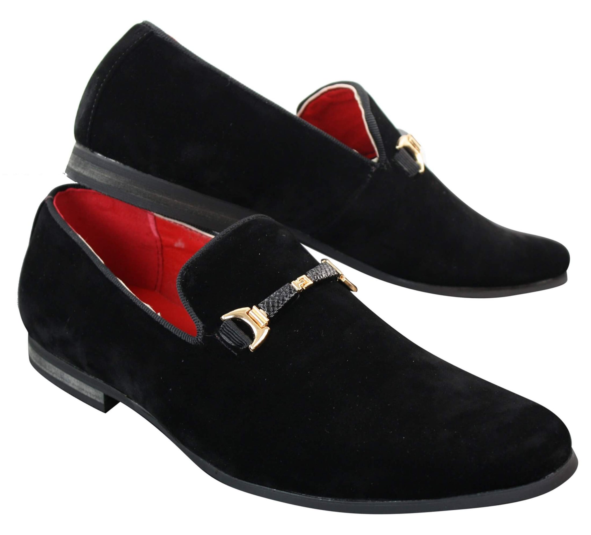 Ανδρικά παπούτσια με αγκράφα και slip-on