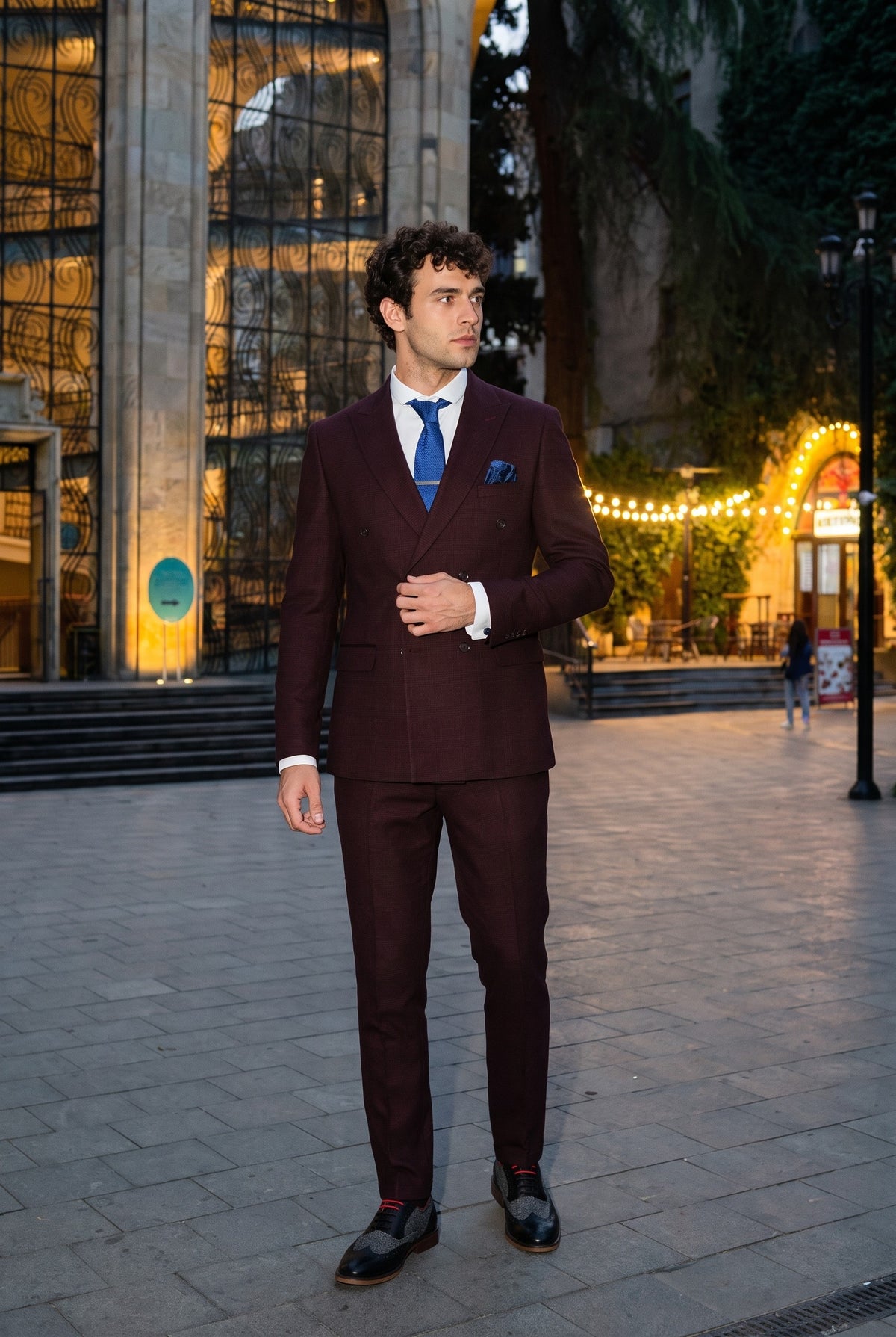Look #733 styled with Regent - Ανδρικό Μπορντό Κοστούμι 2 Τεμαχίων με Σταυρωτό Στήθος