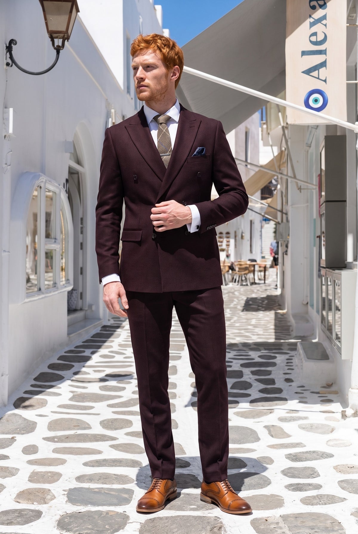 Look #732 styled with Regent - Ανδρικό Μπορντό Κοστούμι 2 Τεμαχίων με Σταυρωτό Στήθος