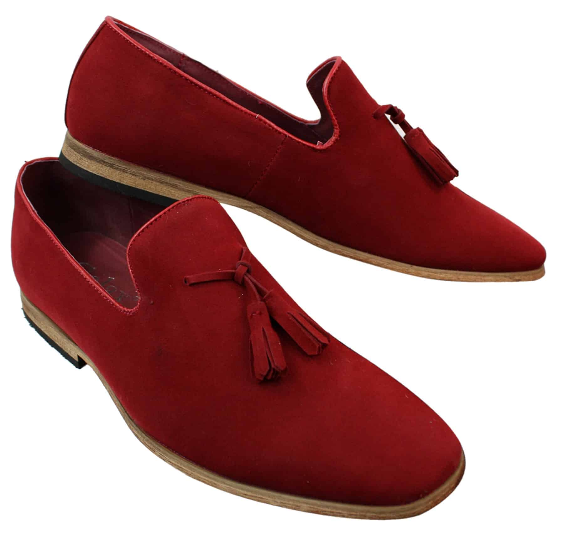 Ανδρικά σουέτ μοκασίνια οδήγηση slip-on με σχέδιο φούντας από δέρμα σε μαύρο χρώμα, άνεση