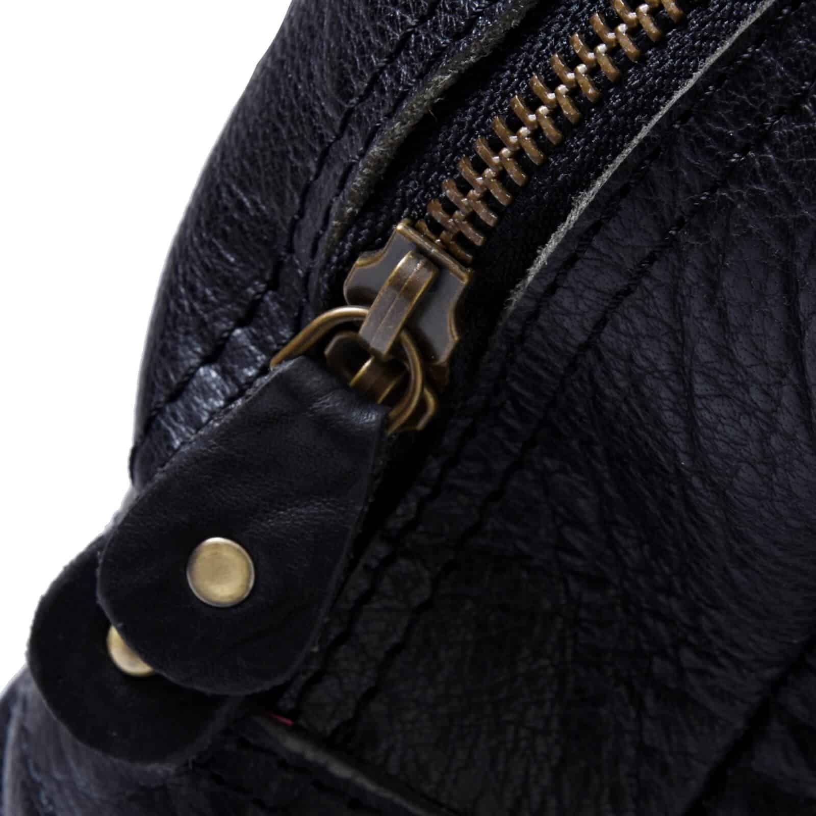 Τσάντα χειρός από γνήσιο δέρμα - Μαύρη