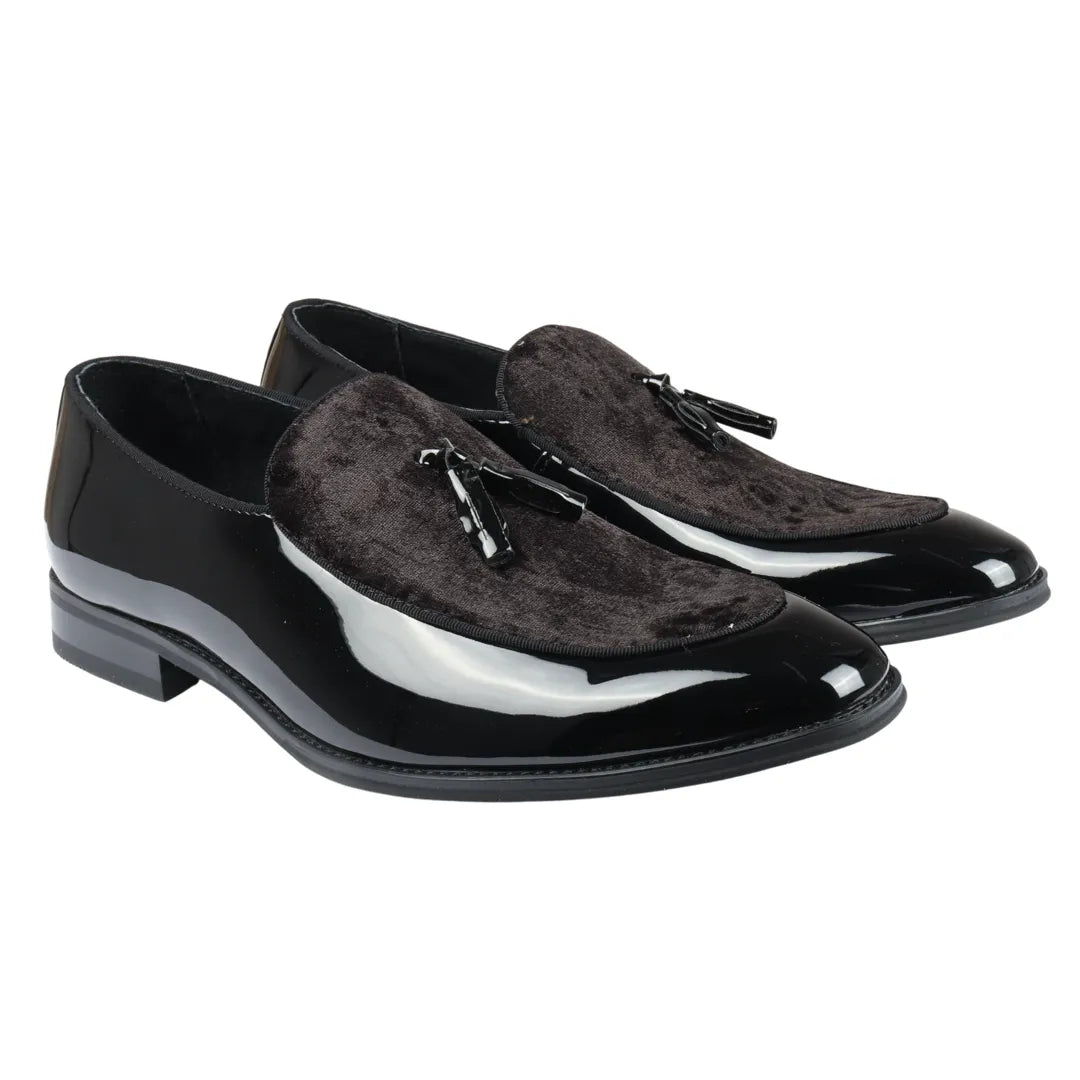 Ανδρικά Slip On Loafers με Φούντες από Βελούδο και Λεπτομέρειες σε Μαύρο Λουστρίνι