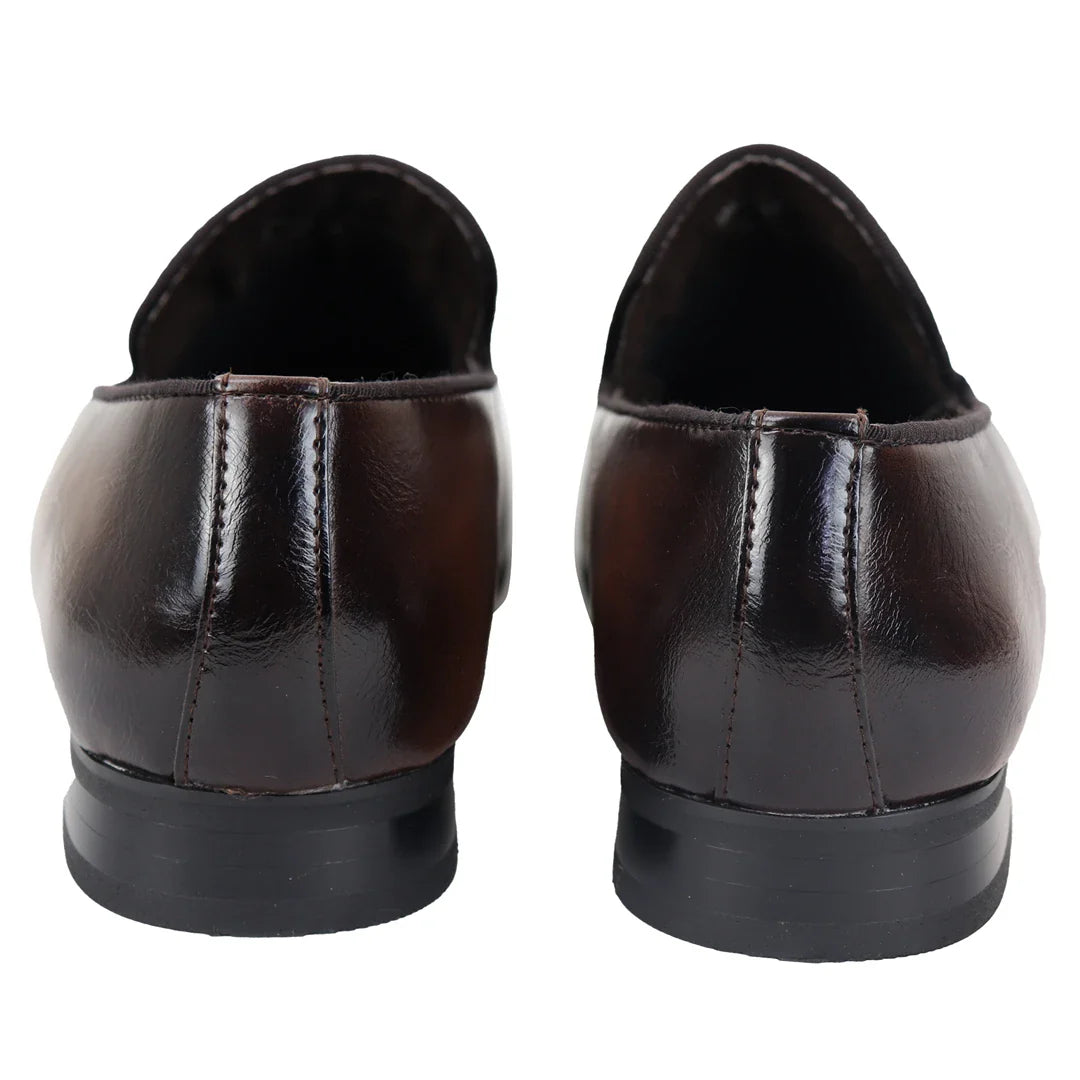 Ανδρικά καφέ παπούτσια Loafer με slip-on