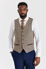 Κοστούμι Mayfair σε μπλε ναυτικό με γιλέκο Harris Brown Tweed σε αντίθεση