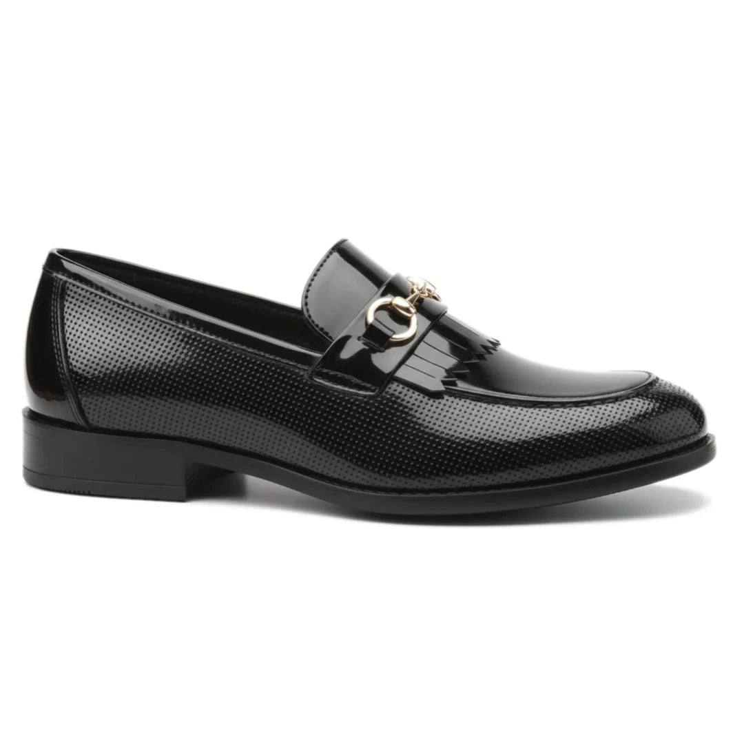 Ανδρικά μαύρα slip-on μοκασίνια από λουστρίνι PU