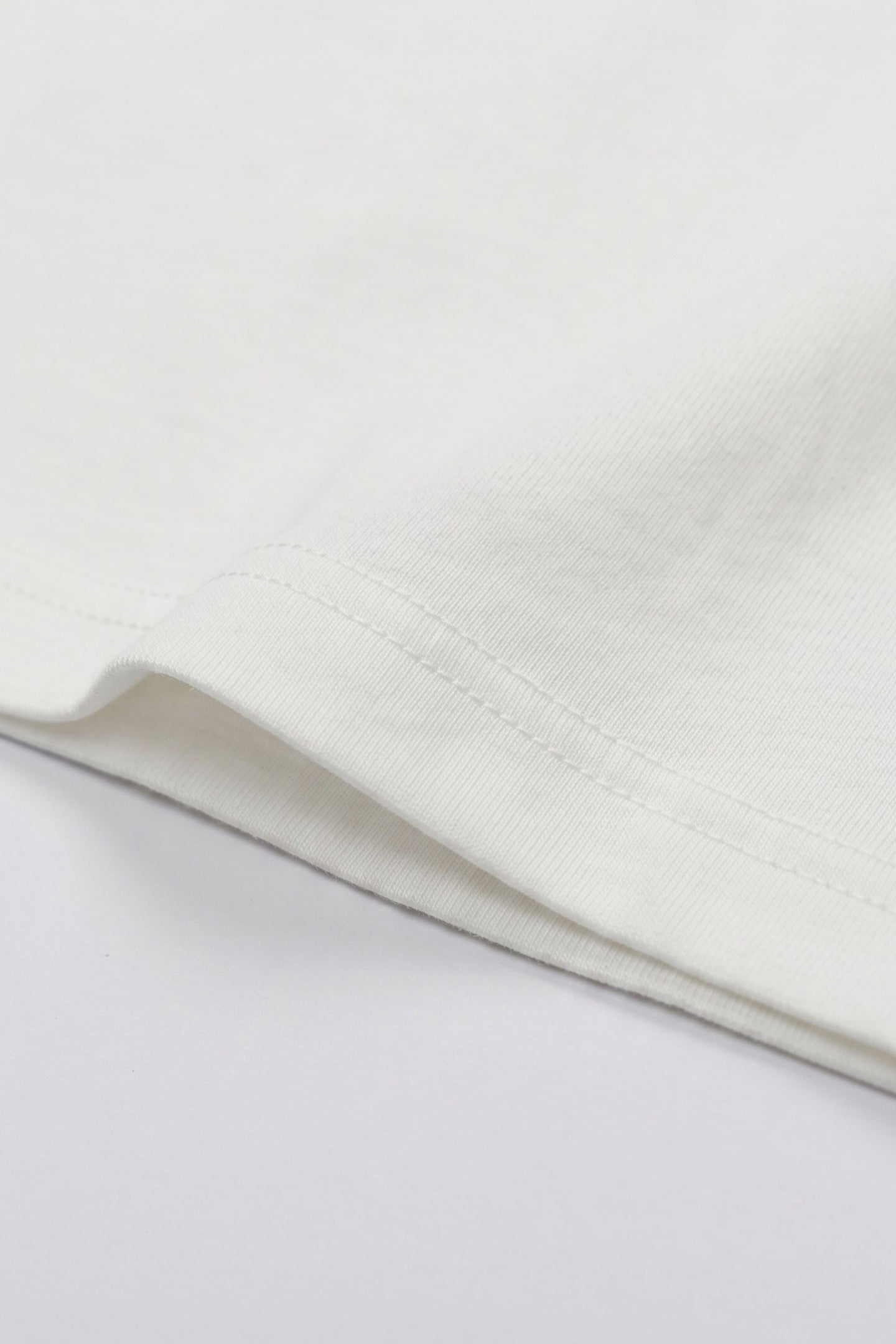 Ανδρικό Κλασικό Υπόλευκο Βαμβακερό T-shirt