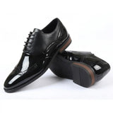 Ανδρικά παπούτσια Oxford από λουστρίνι PU με Wingtip