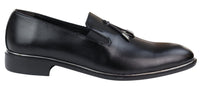 Ανδρικά παπούτσια με slip-on και μεταλλικό φινίρισμα