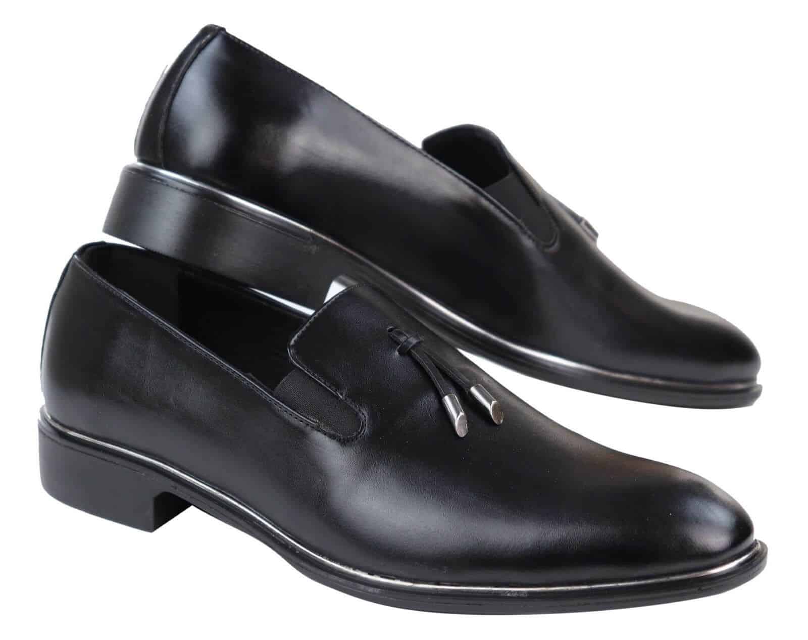 Ανδρικά παπούτσια με slip-on και μεταλλικό φινίρισμα