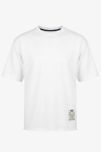 Ανδρικό λευκό T-shirt με λεπτή λαιμόκοψη και χαλαρή εφαρμογή, από μείγμα βαμβακιού και ακατέργαστη ακμή